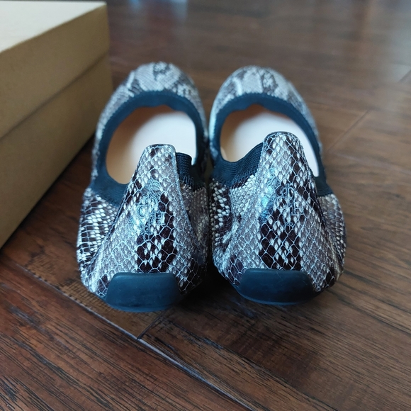 Cole Haan - Snake skin print ballet flats - Picture 5 of 10